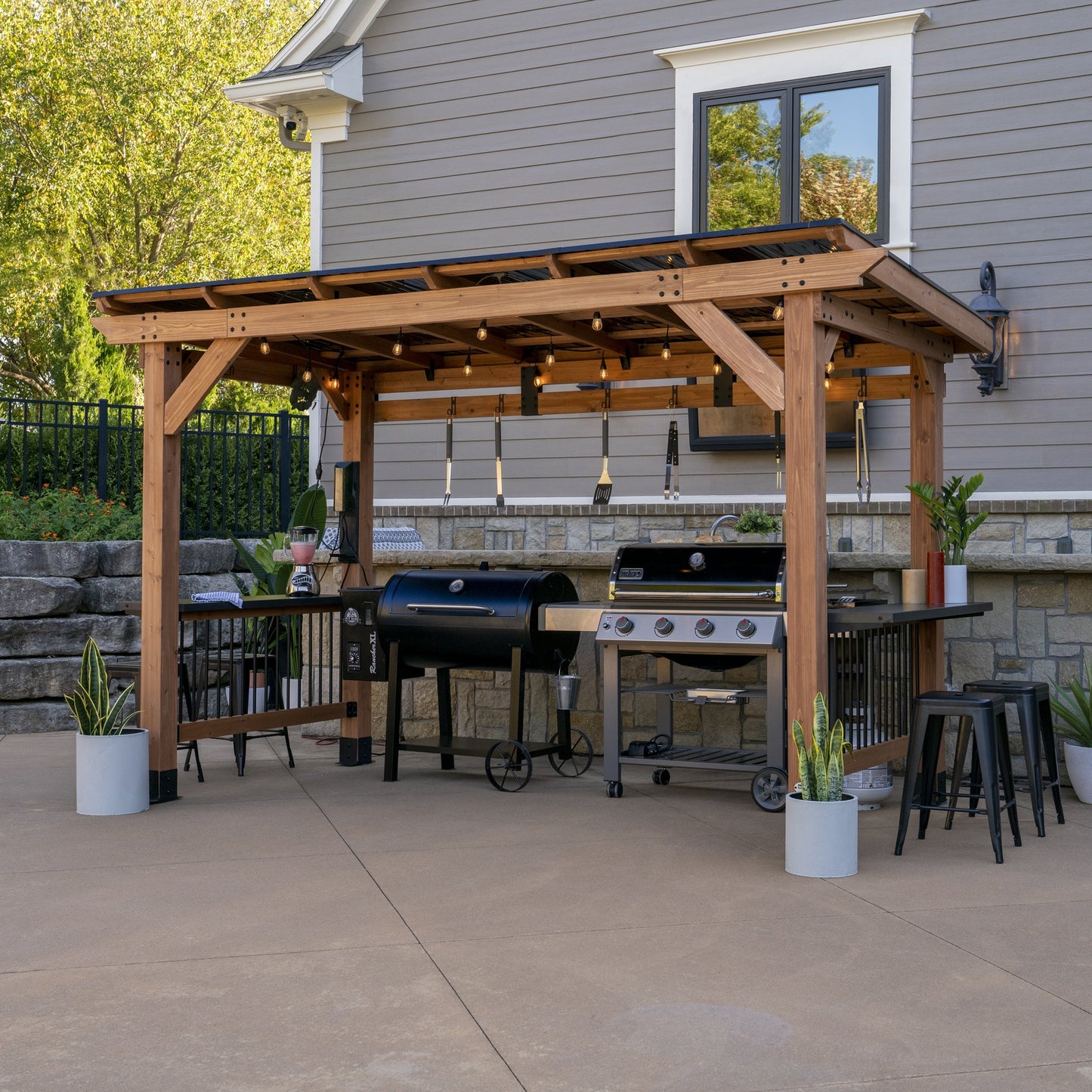 Premium Saxony XL Grill Gazebo