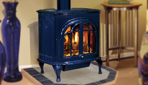 Premium Iron Strike Serefina Cast Iron Direct Vent Gas Stove 38k BTU